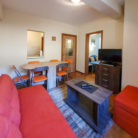 Apartman Cvejic - Suncani Apartmani Brzece Bagian luar foto