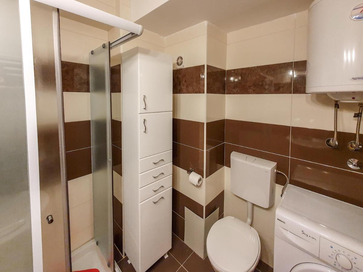 Apartman Cvejic - Suncani Apartmani Brzece Bagian luar foto